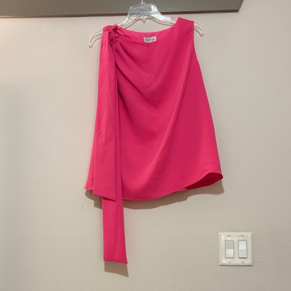 Halston Iliana Crepe Draped Top in Neon Pink SZ 10 NWT - Picture 4 of 8